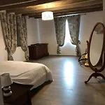 فندق مبيت وإفطار Maison Bourouilla 3*